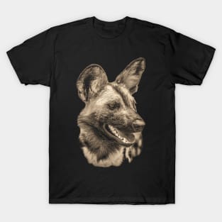 African Wild Dog Close-up T-Shirt